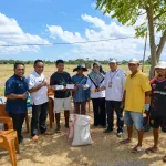 Penanaman Perdana Kedelai Derap 1 dilaksanakan di Desa Manusak, Kecamatan Kupang Timur, Kabupaten Kupang. Kegiatan ini menjadi langkah awal pengembangan kedelai di wilayah tersebut. Penanaman dilakukan melalui kerja sama BRMP dengan petani setempat. Lahan yang digunakan mencapai 1,0 hektare. Varietas yang ditanam adalah kacang kedelai Derap 1.