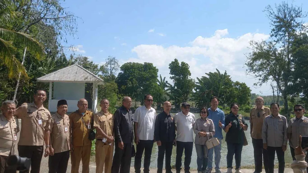 DPRD NTT Tinjau Pengembangan Tembakau DBHCHT di Enolanan