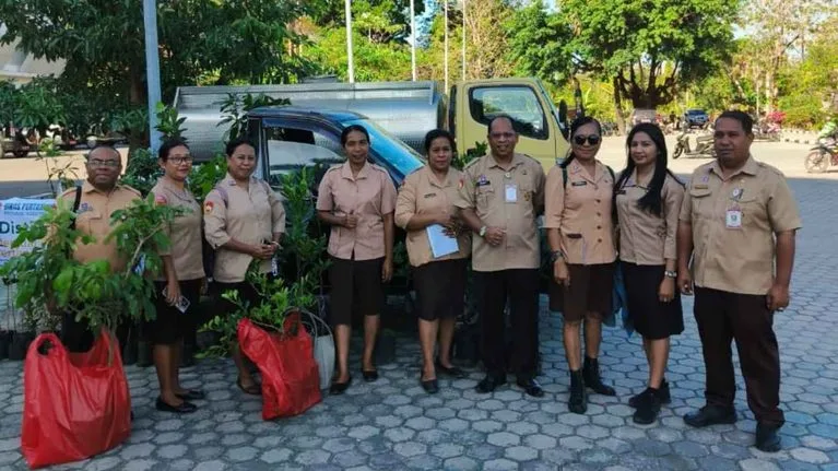 DISTMart NTT Kembali Hadir di Kantor Gubernur, ASN Antusias Beli Anakan Tanaman Buah