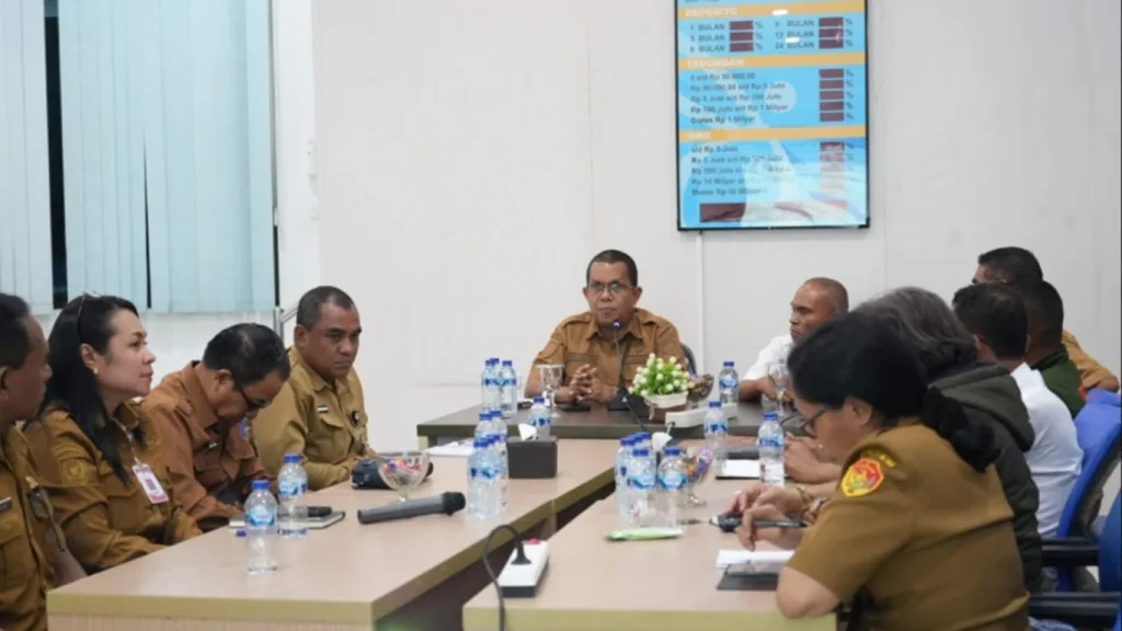 Gubernur Melki Percepat Huntap Lewotobi, 244 Rumah Ditargetkan Dibangun Tahun Ini
