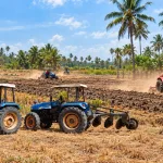Traktor Brigade Alsintan mengolah lahan Cetak Sawah Rakyat di Oebelo, Kabupaten Timor Tengah Selatan, NTT.
