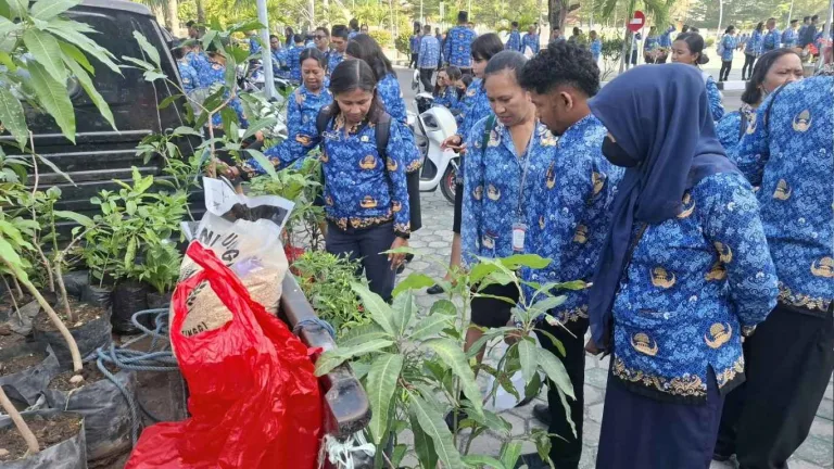 DISTMart Hadirkan Benih dan Anakan Tanaman bagi ASN, Dukung Gerakan Menanam dan PAD NTT
